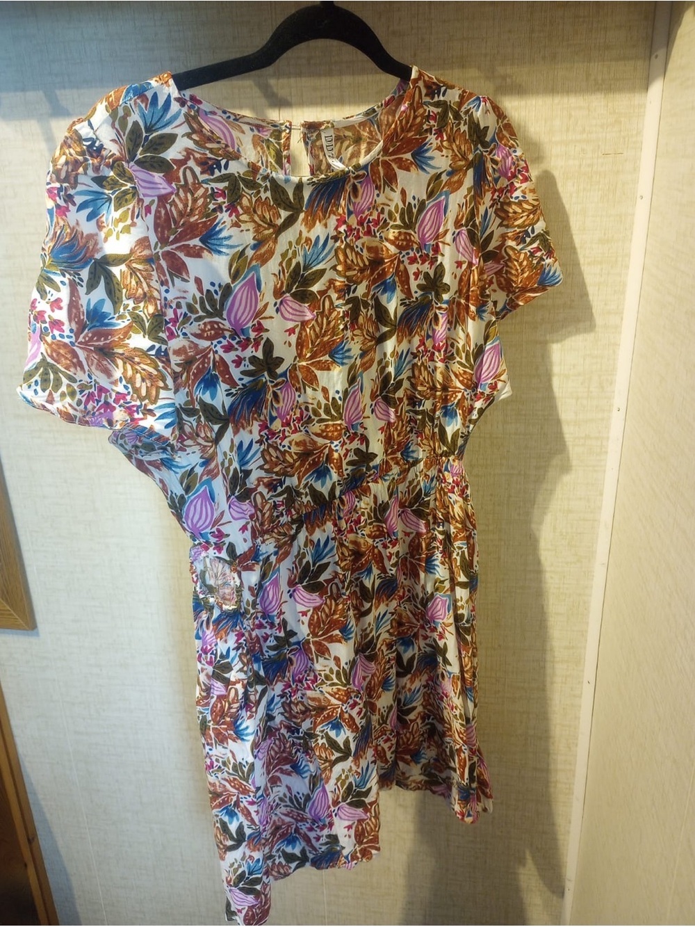 Women's Floral Short-Sleeve Mini Dress in Multi-Color - Picture 2 of 11
